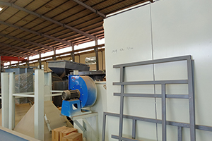 印度尼西亞石膏粉生產(chǎn)線制作完畢，驗(yàn)收合格，收到客戶發(fā)貨通知我們就可以定柜發(fā)貨了。